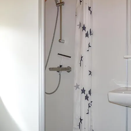 Gorgeous In With Kitchen